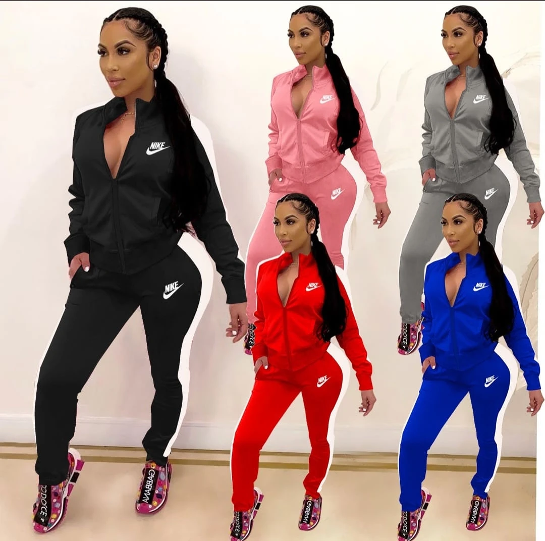 Nike women's clothing set